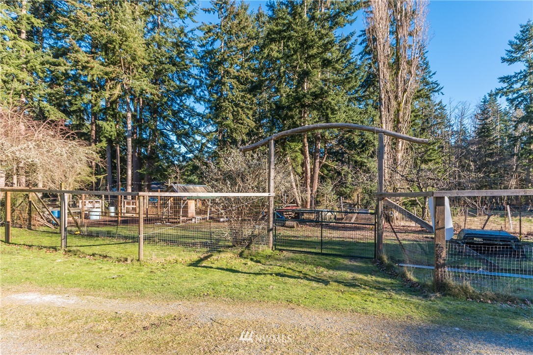 1004 Rehberg Road Greenbank, WA 98253 - Photo 20 of 22 Gallery Image 20