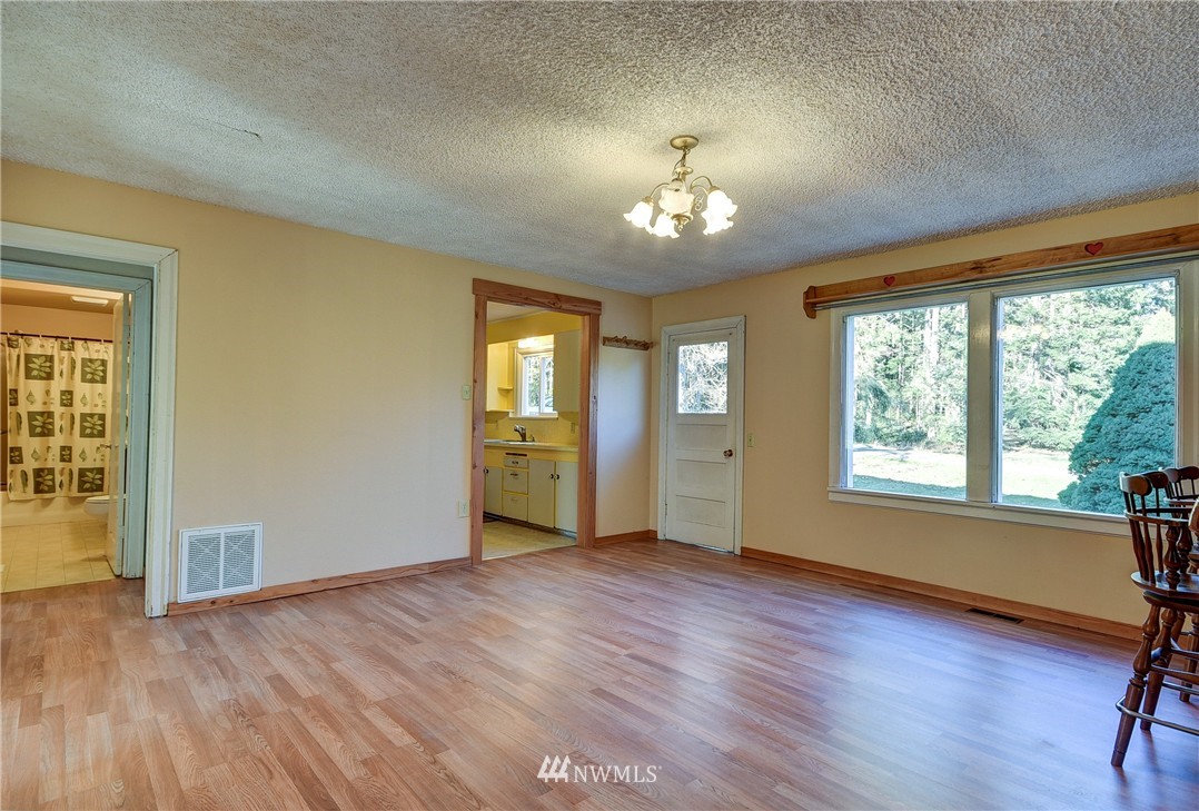 1004 Rehberg Road Greenbank, WA 98253 - Photo 9 of 22 Gallery Image 9