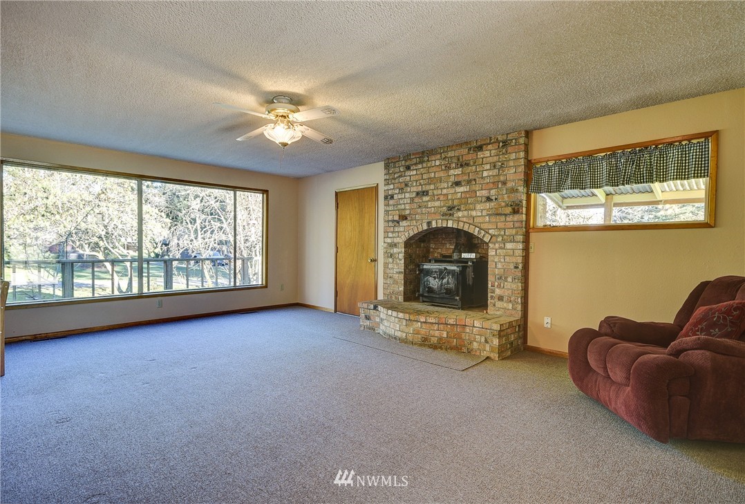 1004 Rehberg Road Greenbank, WA 98253 - Photo 10 of 22 Gallery Image 10