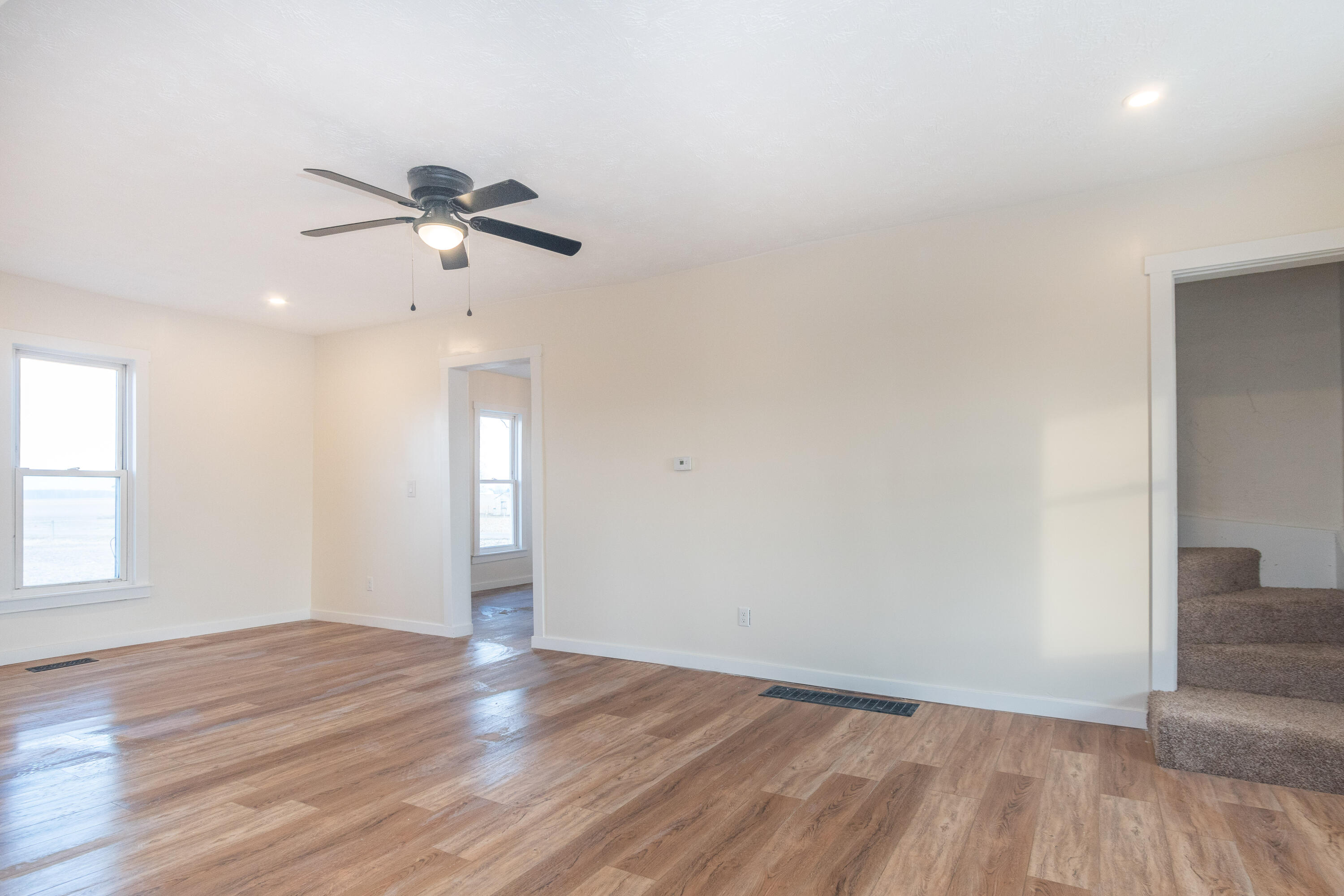 5411 Logan-Shelby Road Sidney, OH 45365 - Photo 4 of 39