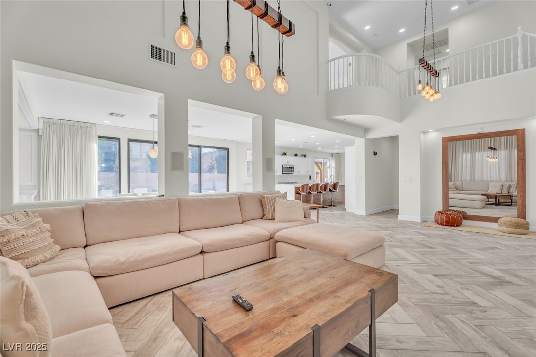 9885 Shadycrest Court Las Vegas, NV 89148 - Photo 15 of 60