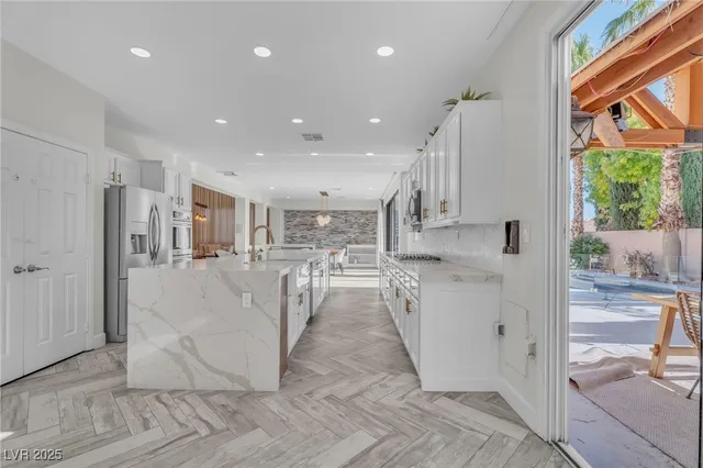 $5,900 | 9885 Shadycrest Court, Las Vegas, NV 89148