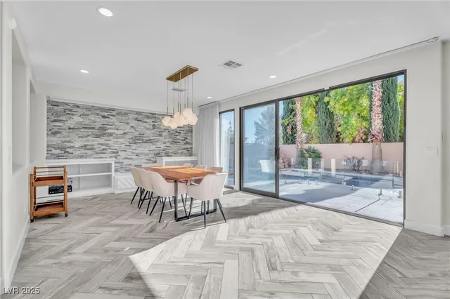 $5,900 | 9885 Shadycrest Court, Las Vegas, NV 89148