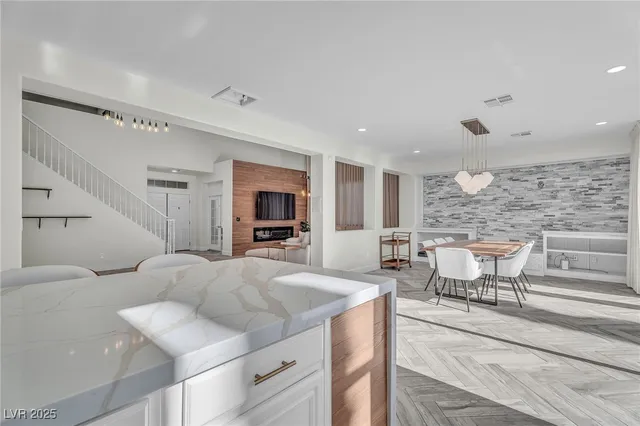 $5,900 | 9885 Shadycrest Court, Las Vegas, NV 89148