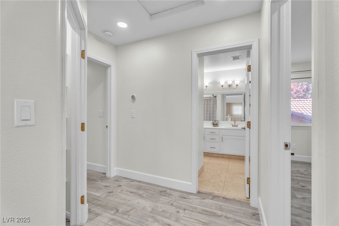 9885 Shadycrest Court Las Vegas, NV 89148 - Photo 32 of 60