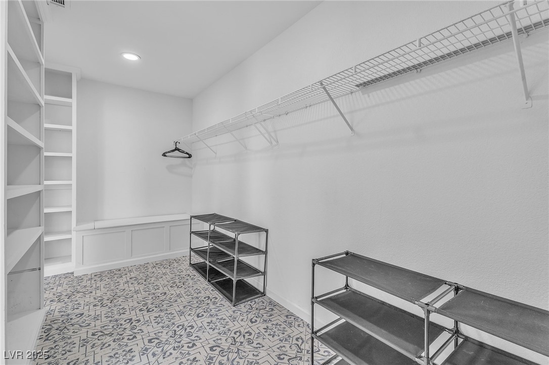 9885 Shadycrest Court Las Vegas, NV 89148 - Photo 45 of 60