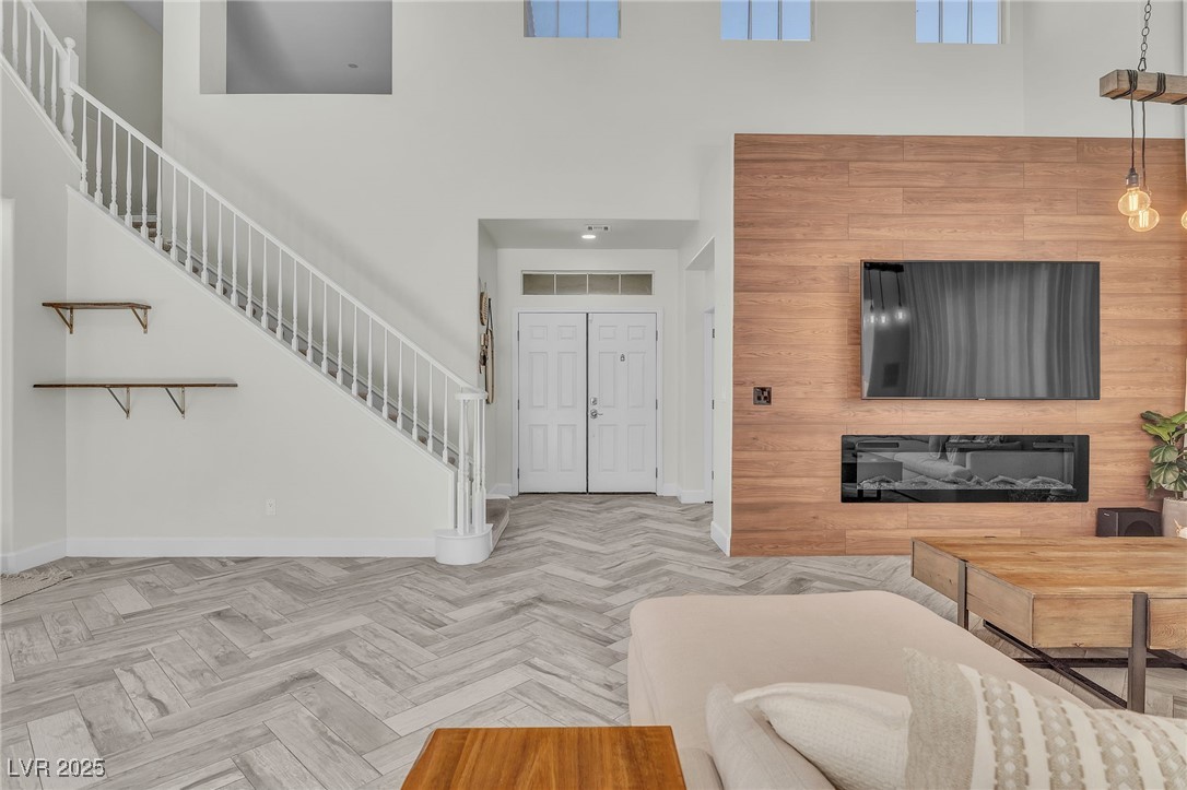 9885 Shadycrest Court Las Vegas, NV 89148 - Photo 8 of 60