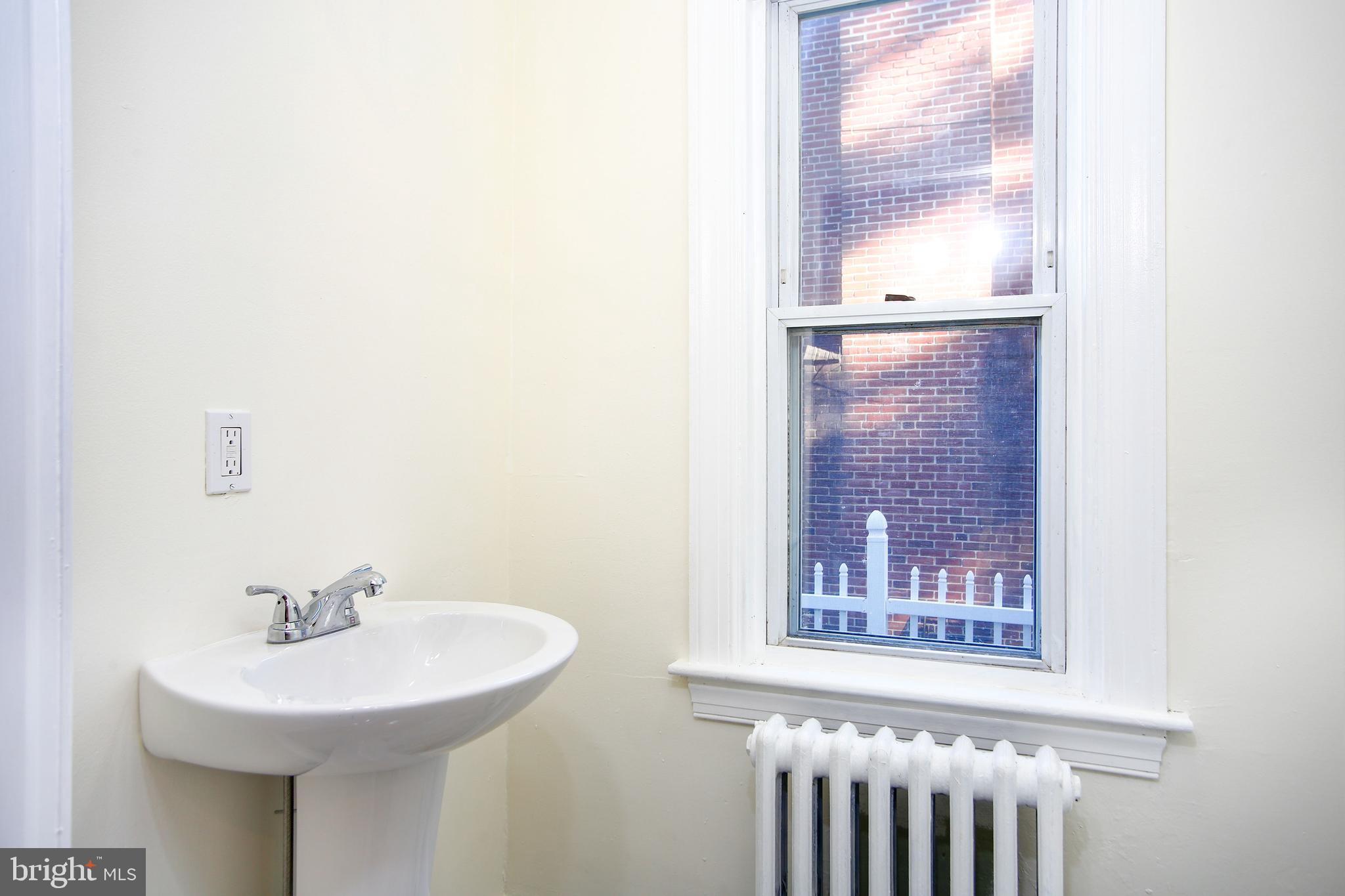 538 Netherwood Road Upper Darby, PA 19082 - Photo 53 of 56