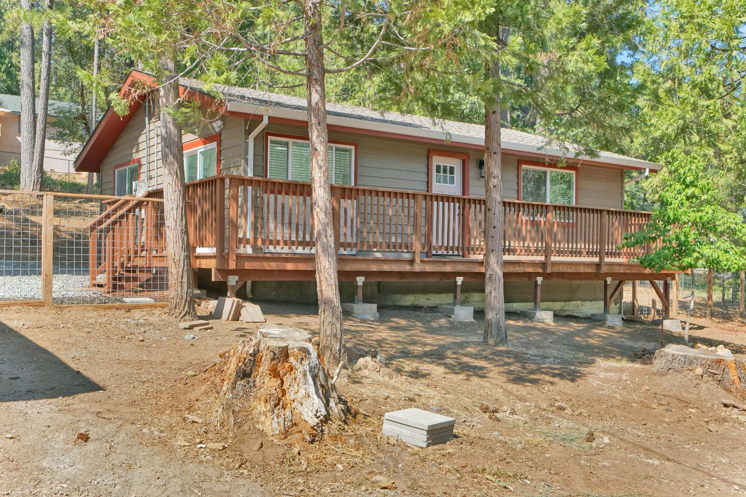 6231 Shad Way Pollock Pines, CA 95726 - Photo 3 of 38