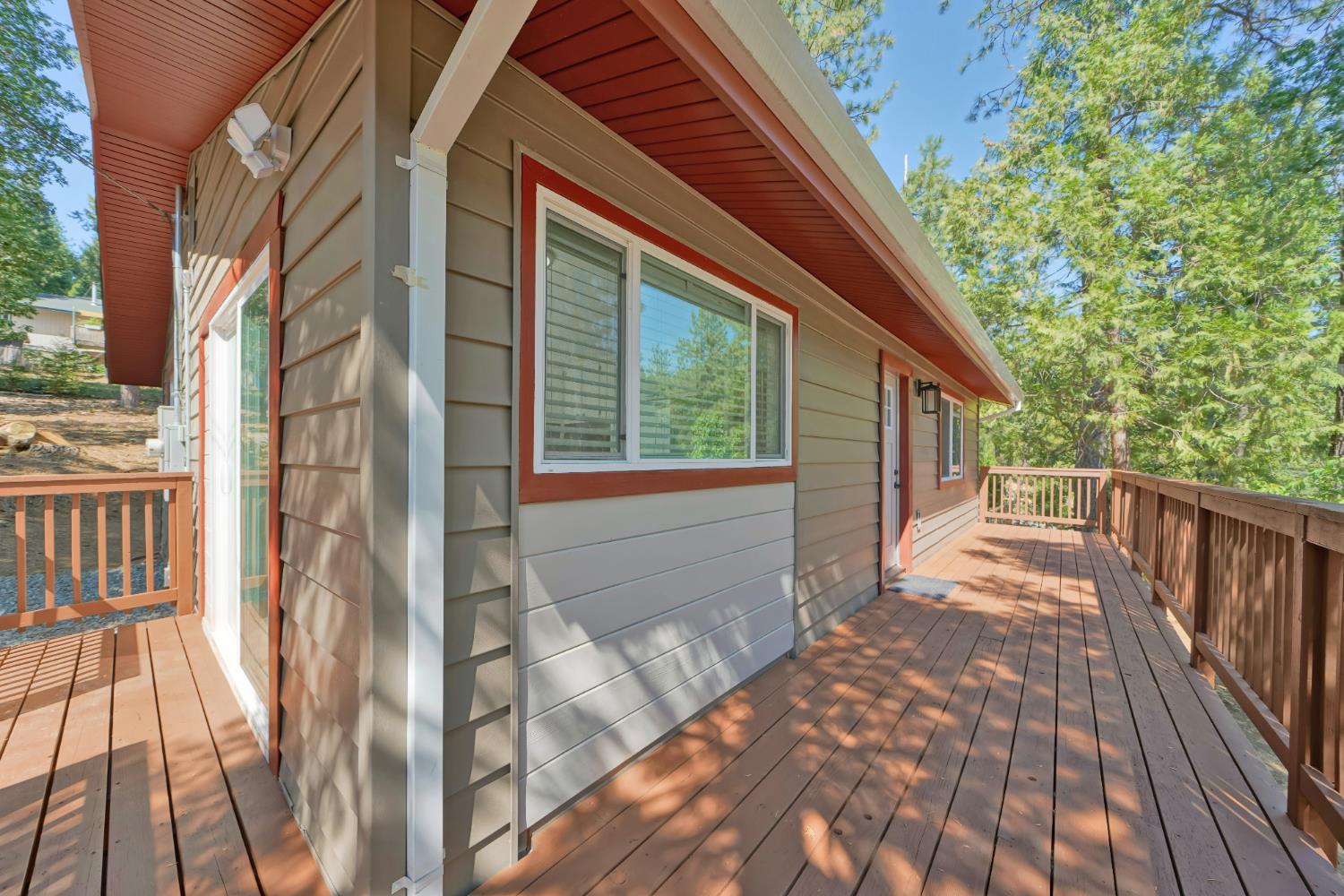 6231 Shad Way Pollock Pines, CA 95726 - Photo 7 of 38