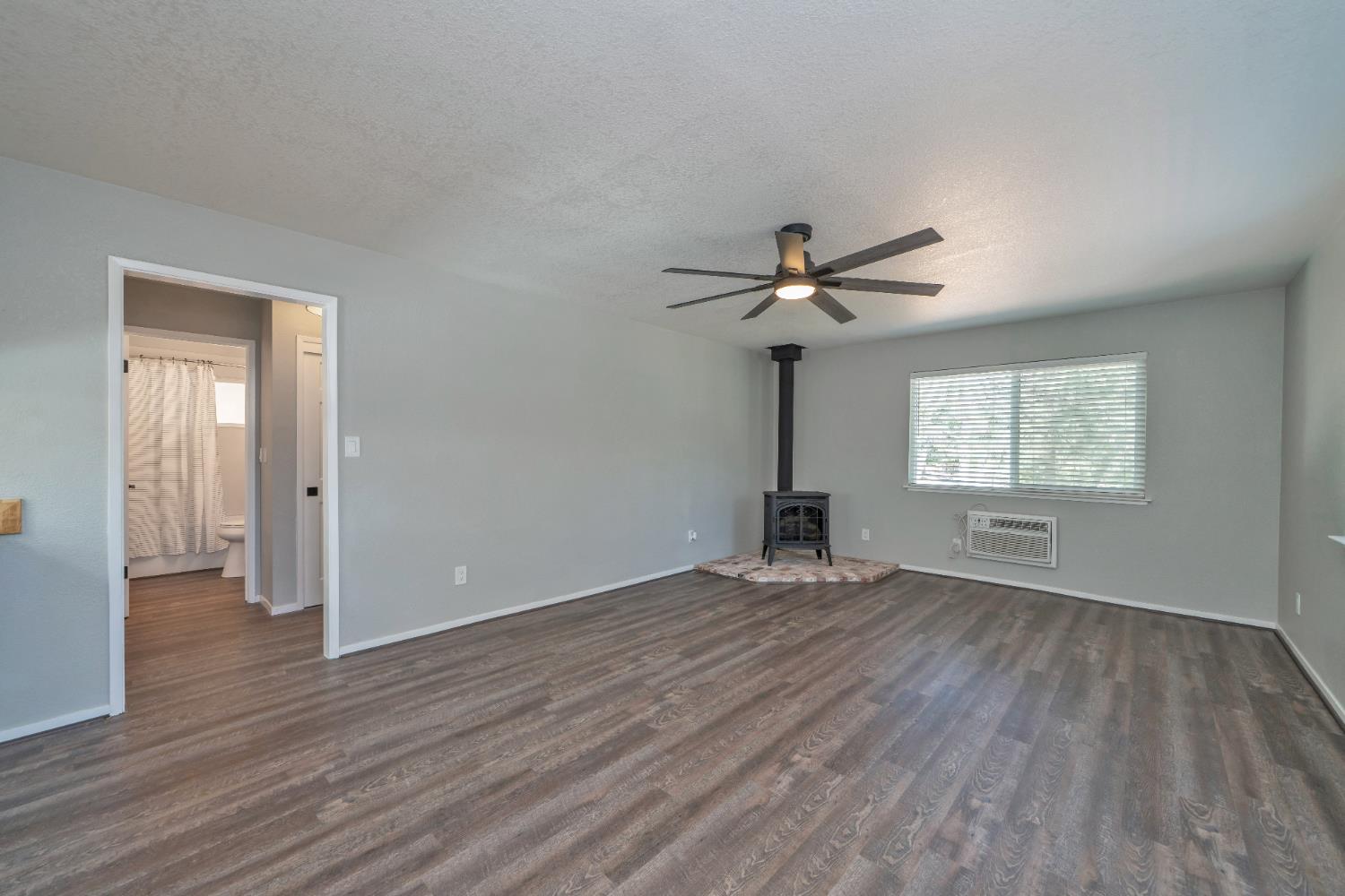 6231 Shad Way Pollock Pines, CA 95726 - Photo 8 of 38