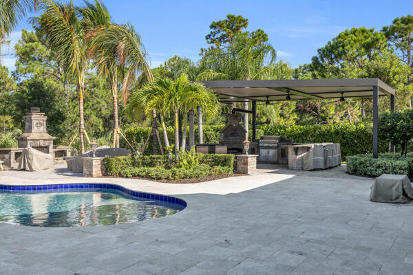 19240 Southeast Hidden Bridge Court Jupiter, FL 33458 - Photo 37 of 42