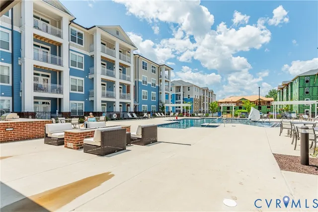 $255,000 | 10521 Stony Bluff Drive, Unit 102N, Ashland, VA 23005