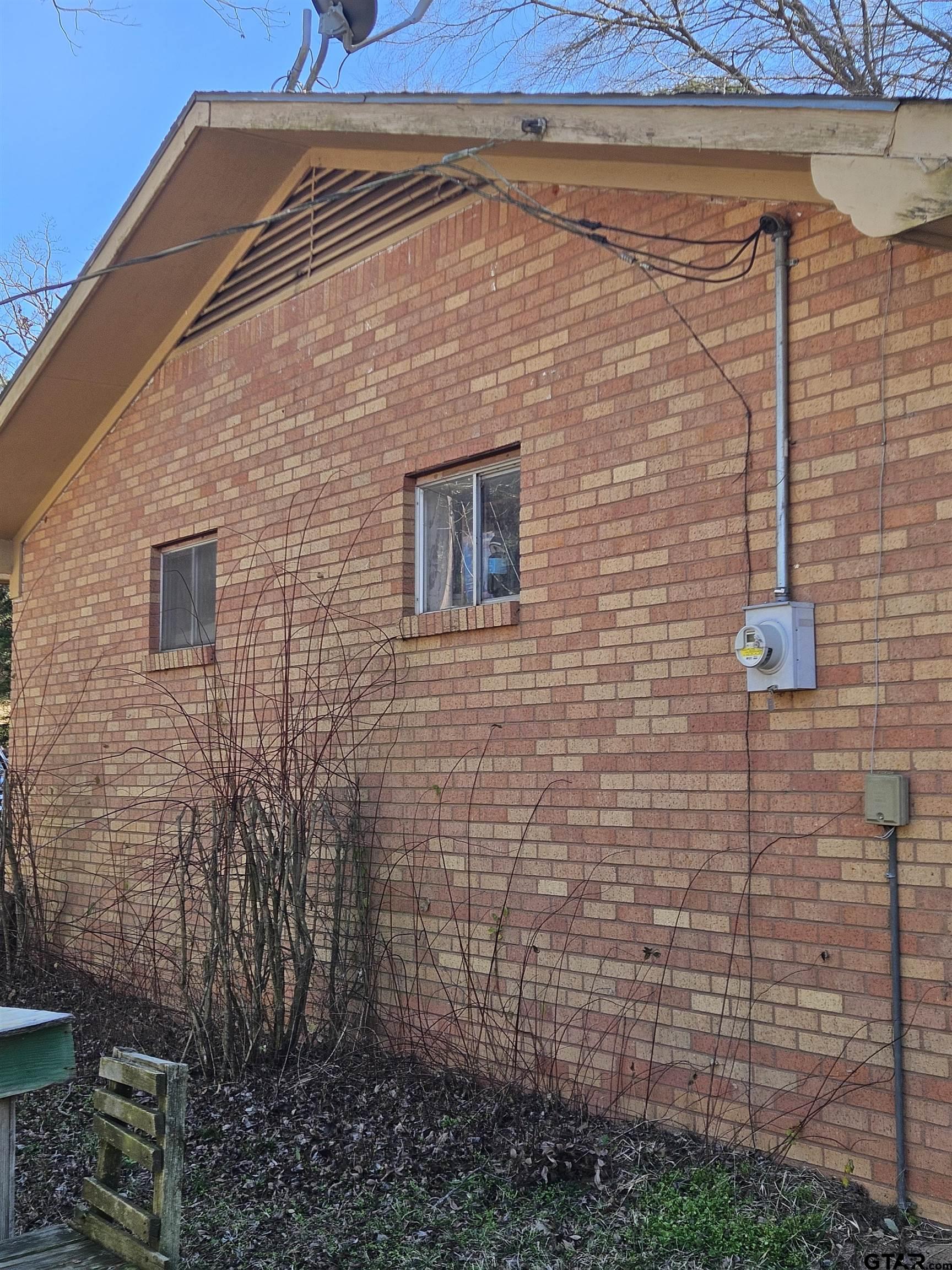 5542 Farm To Market Road 752 Rusk, TX 75785 - Photo 21 of 41 a view of door