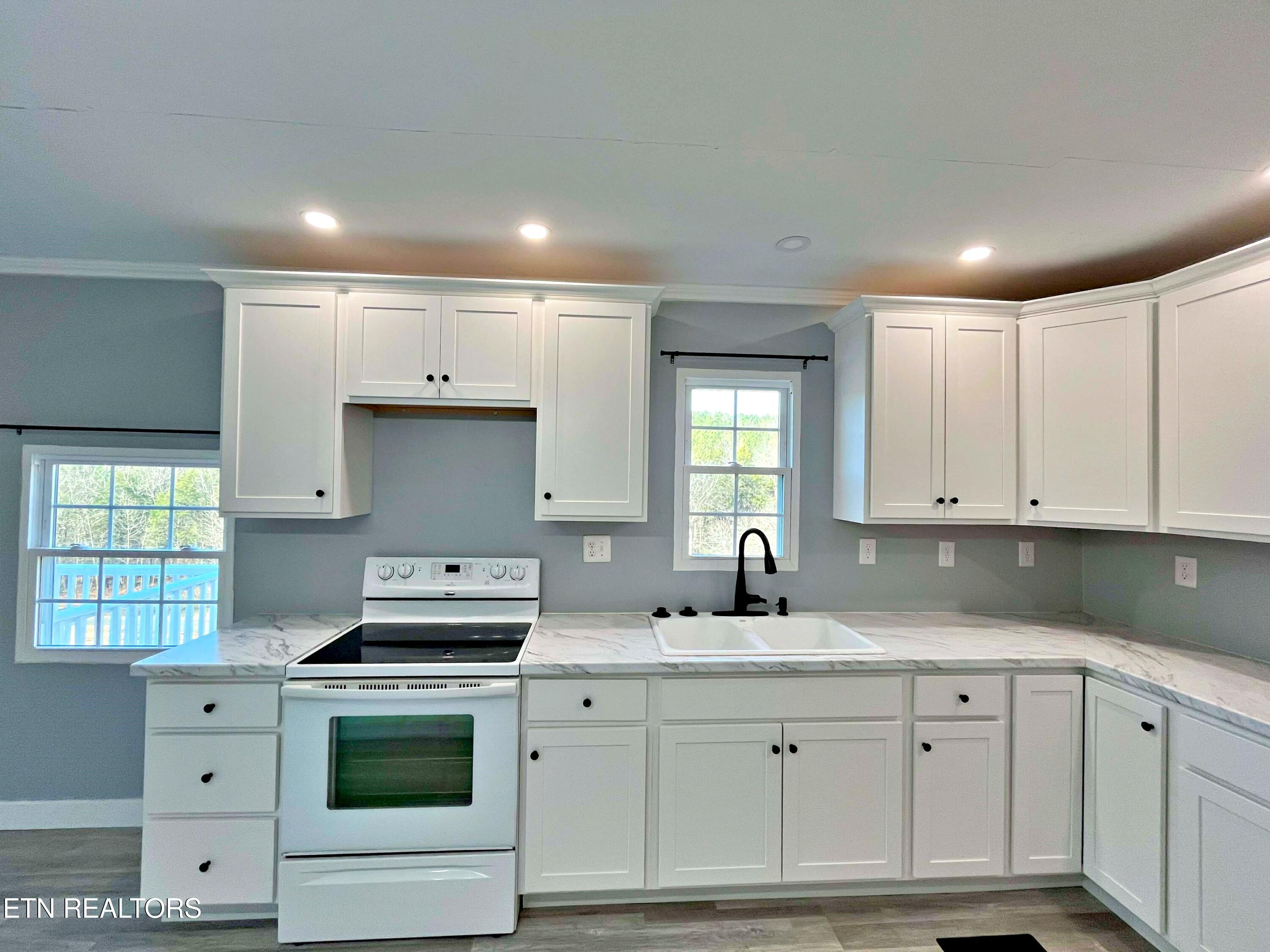 186 County Road 83 Athens, TN 37303 - Photo 17 of 31 b8c51dc1-9eb3-4388-9b1c-7495505852d2