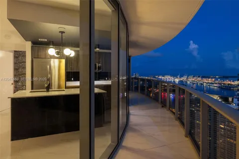 $1,000,000 | 488 Northeast 18th Street, Unit 4900, Miami, FL 33132