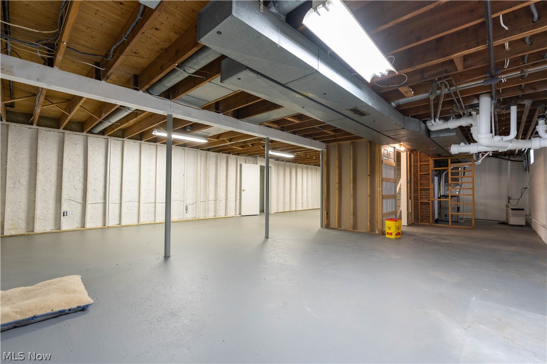 700 Pearlman Road Akron, OH 44319 - Photo 26 of 34 Gallery Image 26