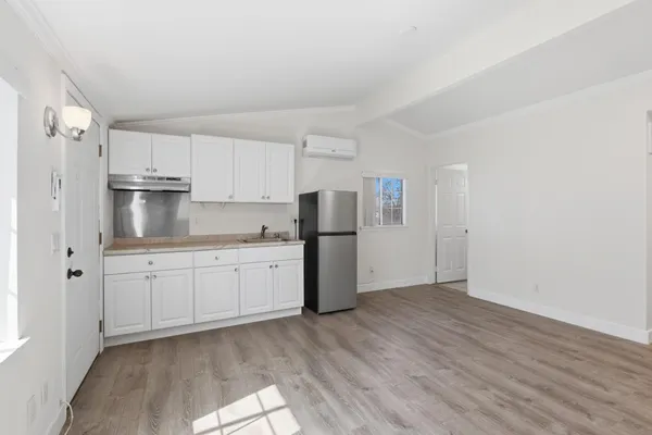 $1,475 | 8894 Indiana Avenue, Riverside, CA 92503