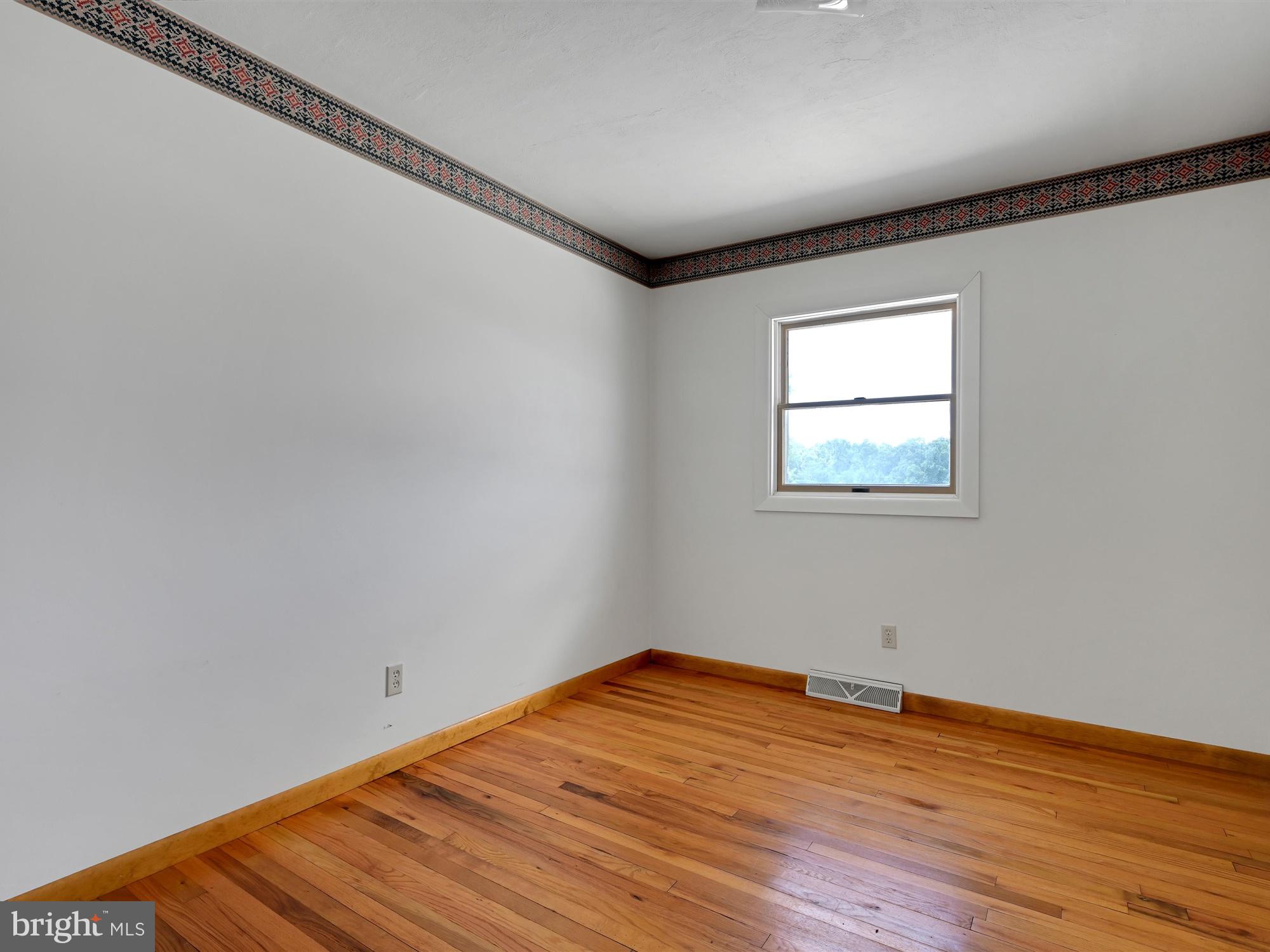 410 Blantz Road Lititz, PA 17543 - Photo 11 of 27