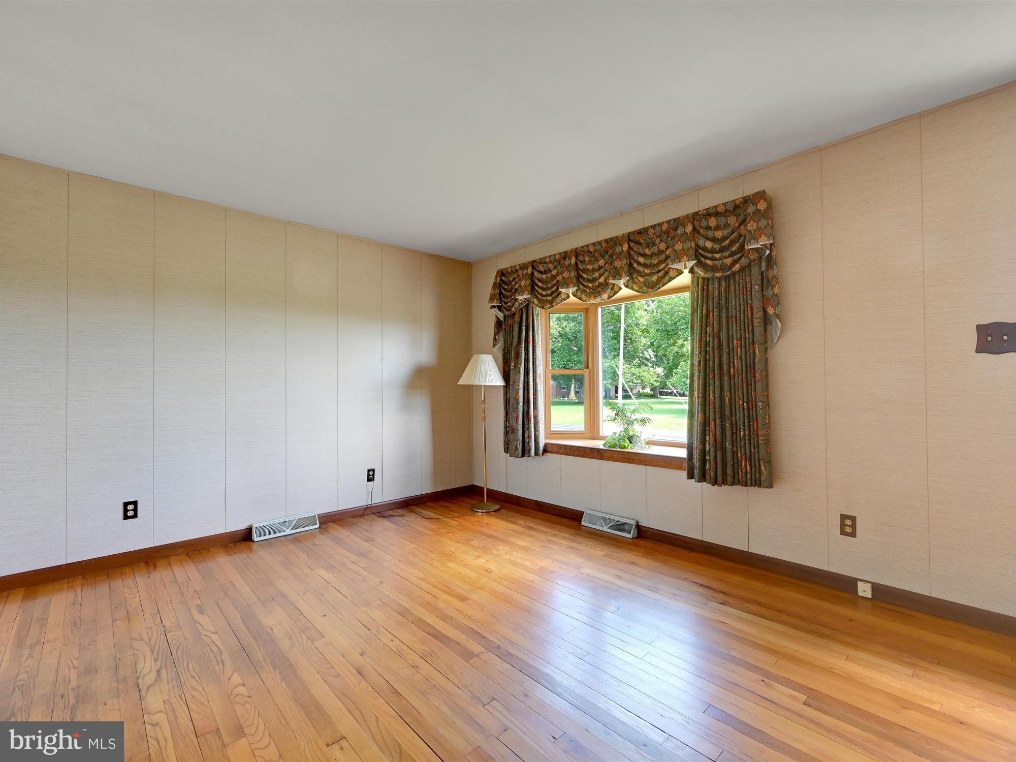 410 Blantz Road Lititz, PA 17543 - Photo 6 of 27