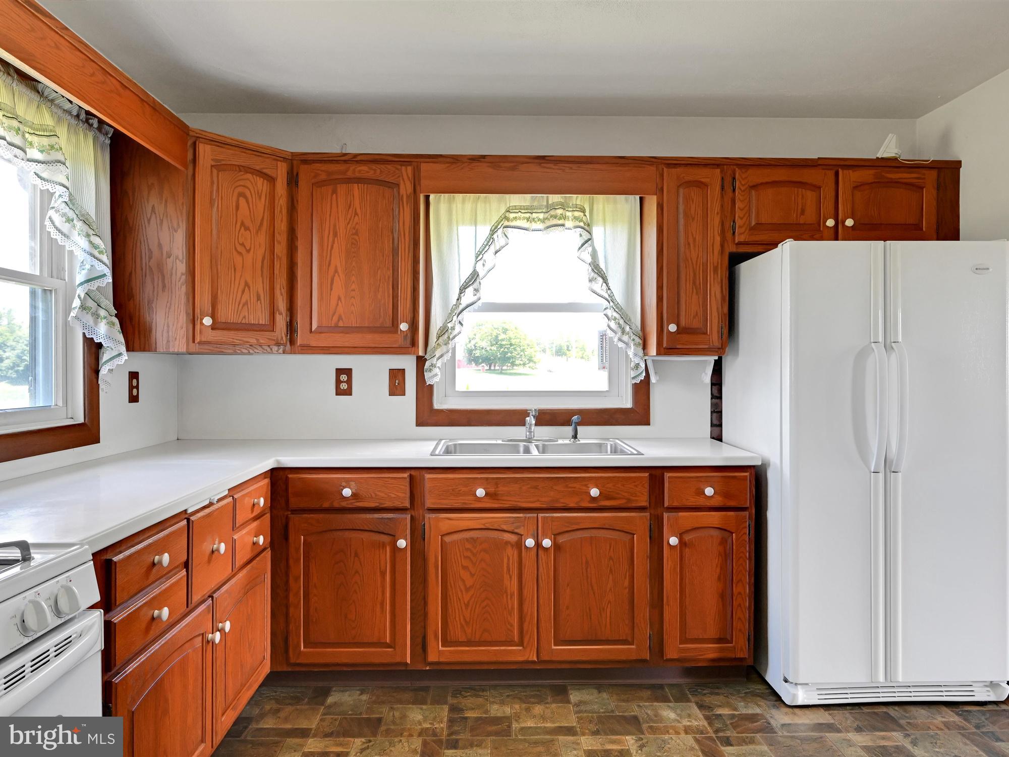 410 Blantz Road Lititz, PA 17543 - Photo 9 of 27