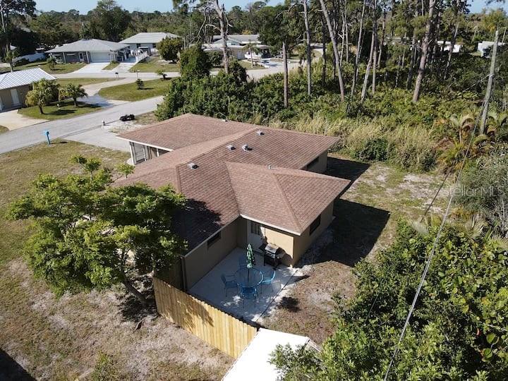 1580 Southland Road Venice, FL 34293 - Photo 3 of 18