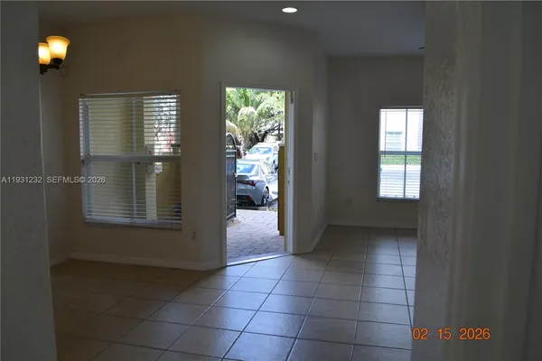 a view of livingroom with furniture