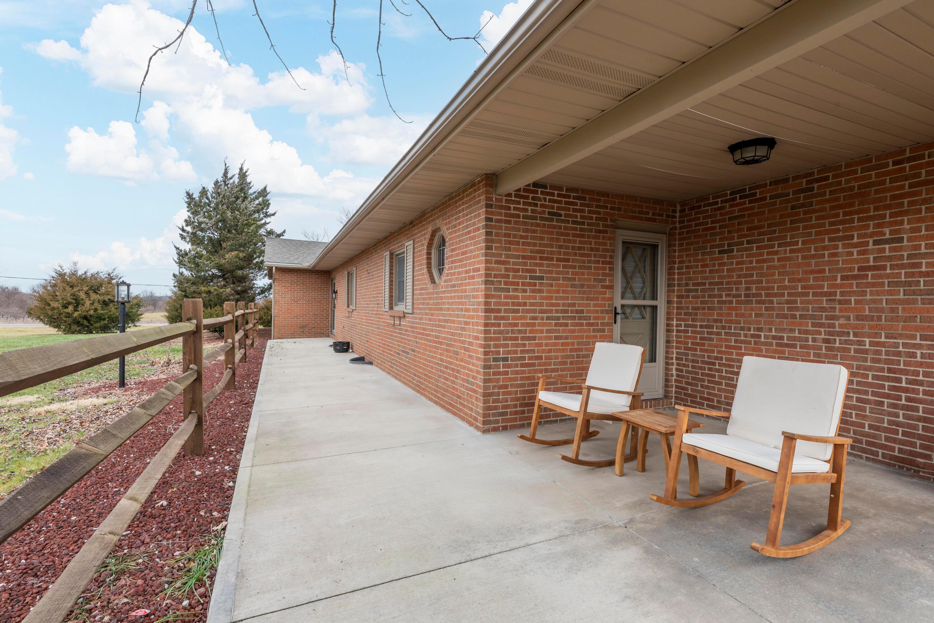 8900 Patterson Road Hilliard, OH 43026 - Photo 4 of 54 MAR_8990