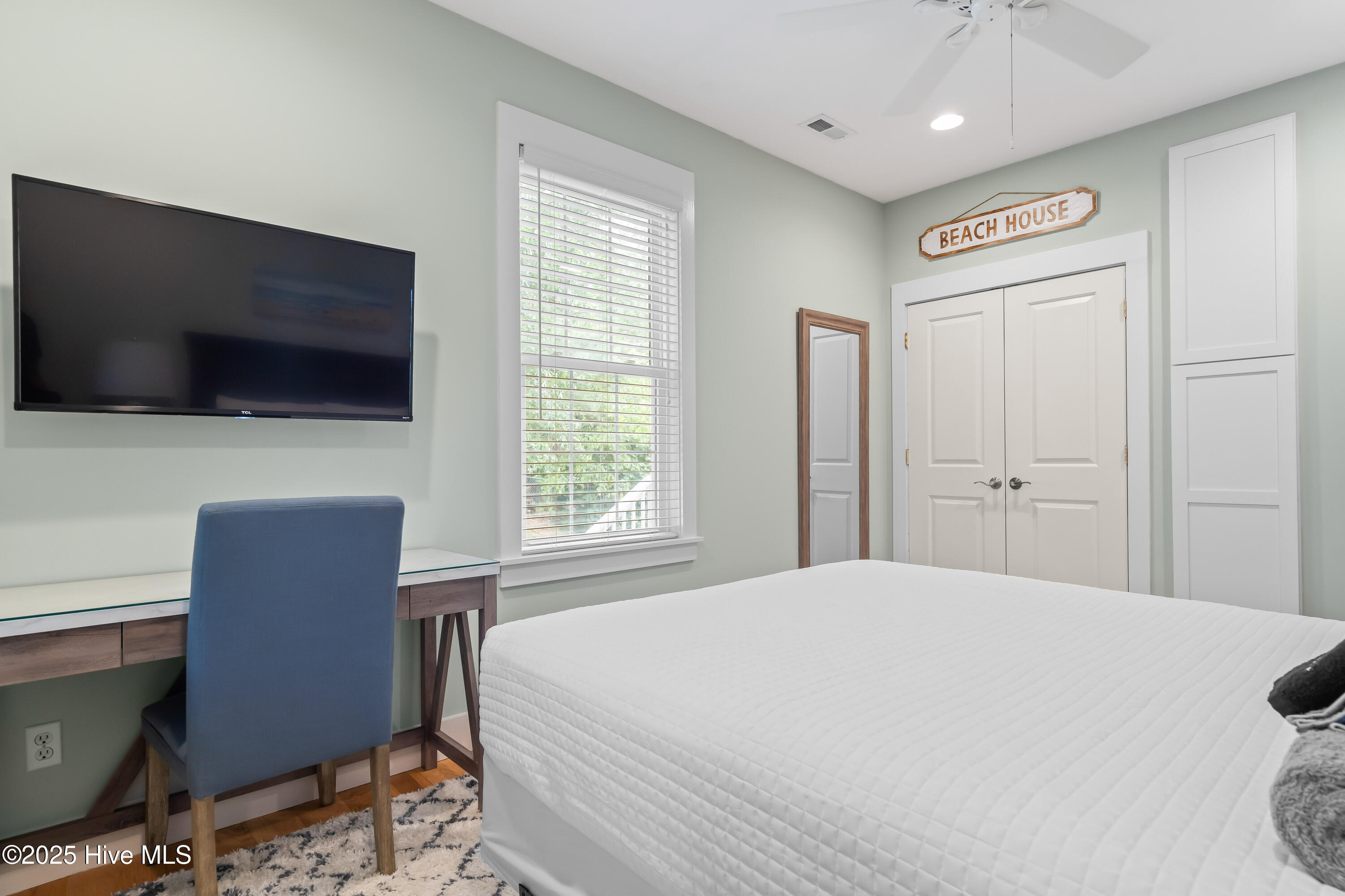 320 Governor Safford Lane Emerald Isle, NC 28594 - Photo 23 of 85 Bedroom 2 additional view