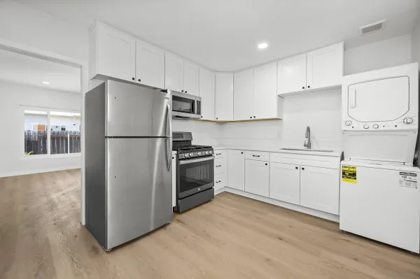 $1,300,000 | 6979-81 Amherst Street, San Diego, CA 92115