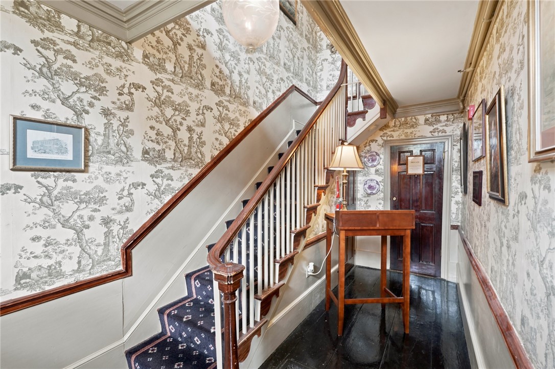 352 Spring Street Newport, RI 02840 - Photo 13 of 50