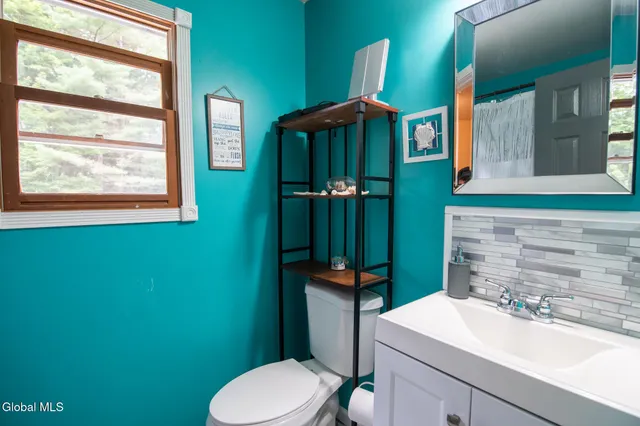 $349,900 | 16 Adirondack Court, Porter Corners, NY 12859