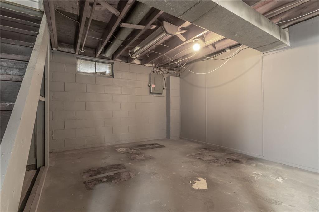 1726 North Audubon Road Indianapolis, IN 46218 - Photo 13 of 39 Gallery Image 13