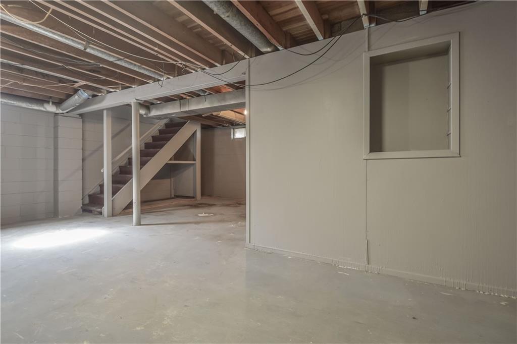 1726 North Audubon Road Indianapolis, IN 46218 - Photo 16 of 39 Gallery Image 16
