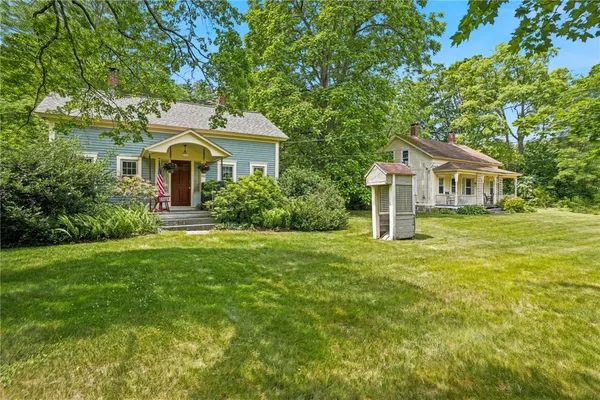 $1,200,000 | 366 Abbott Valley Run Road, Cumberland, RI 02864