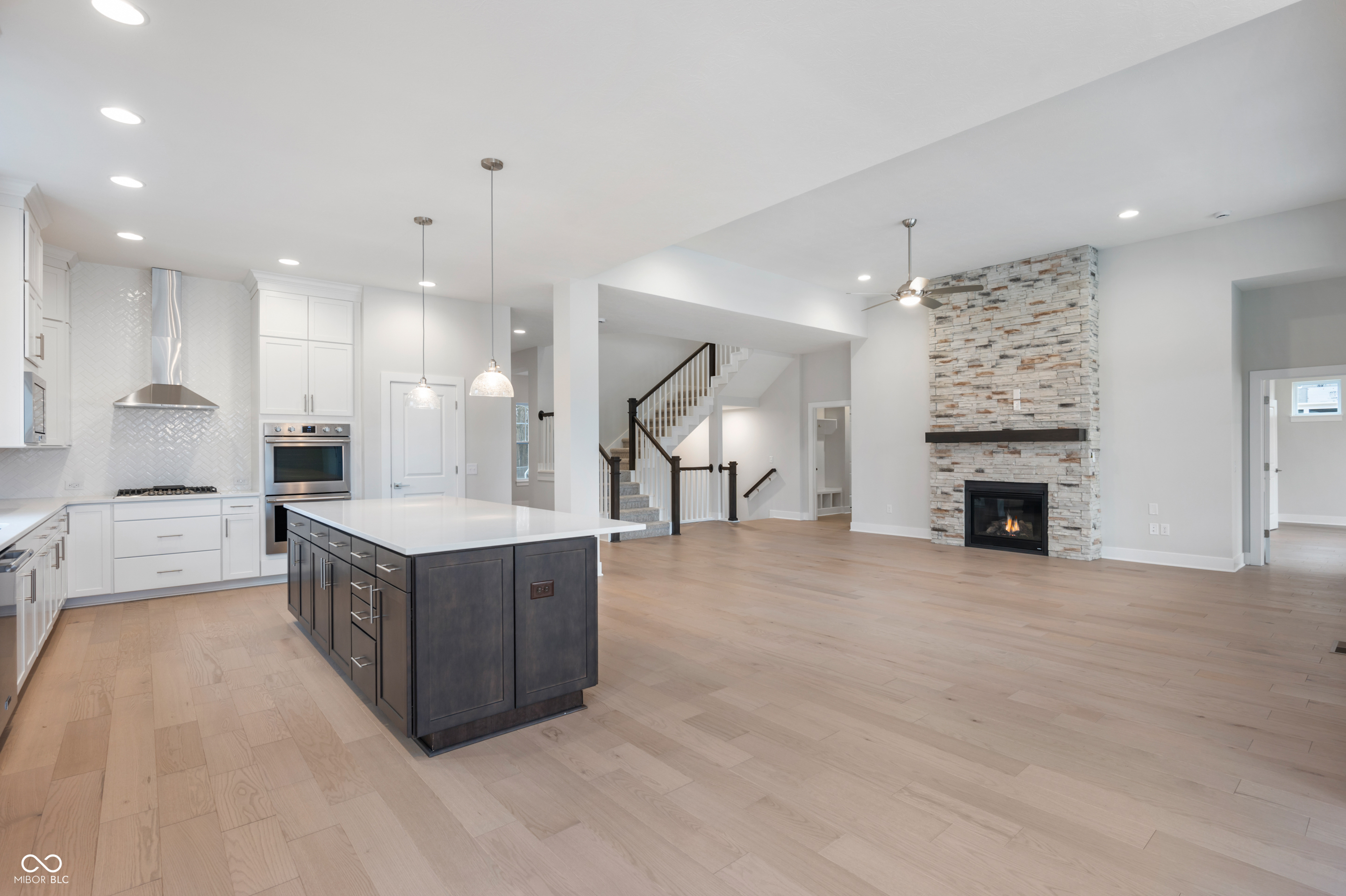 15914 Bellows Avenue Fishers, IN 46040 - Photo 13 of 37