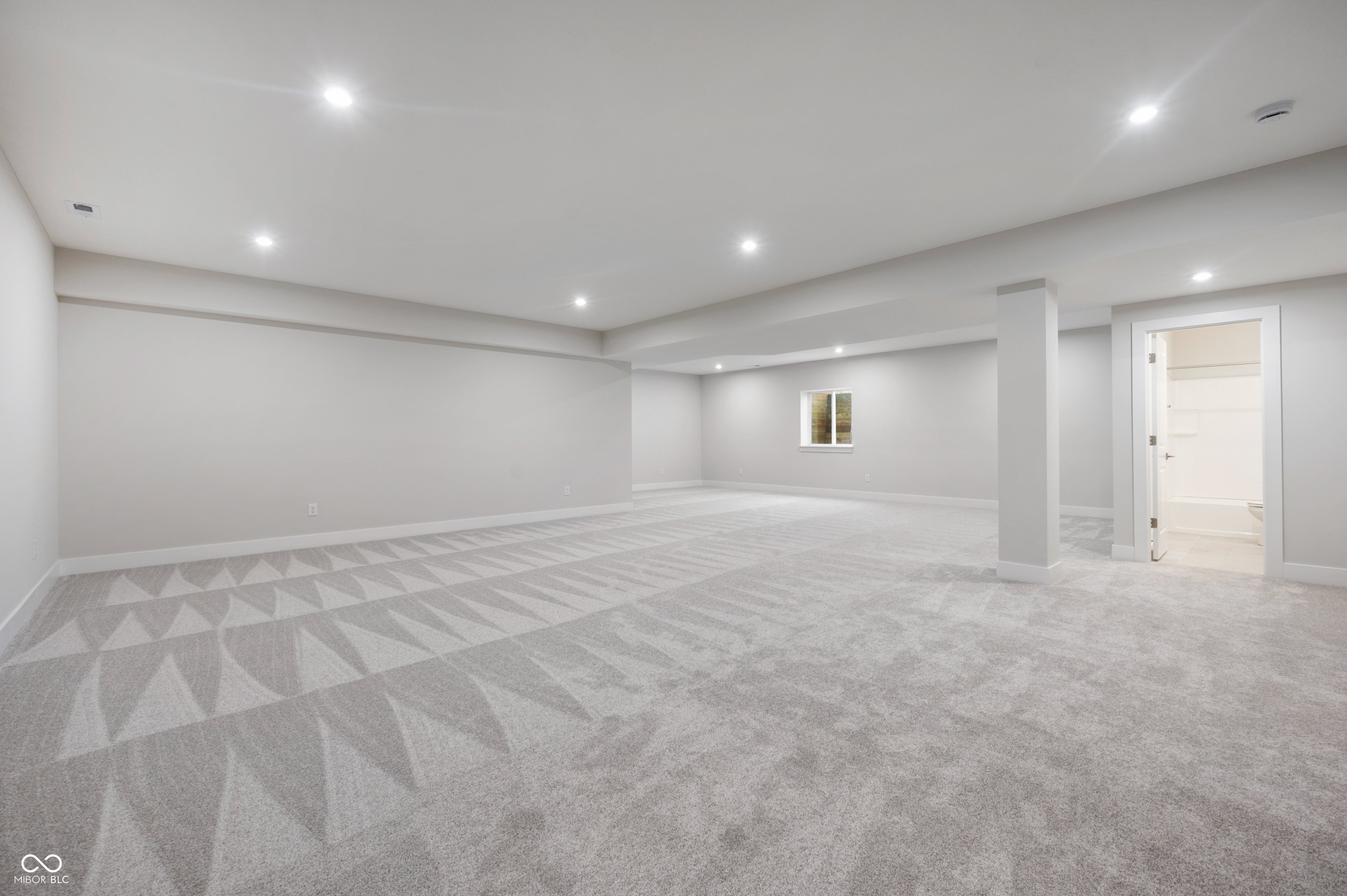 15914 Bellows Avenue Fishers, IN 46040 - Photo 24 of 37