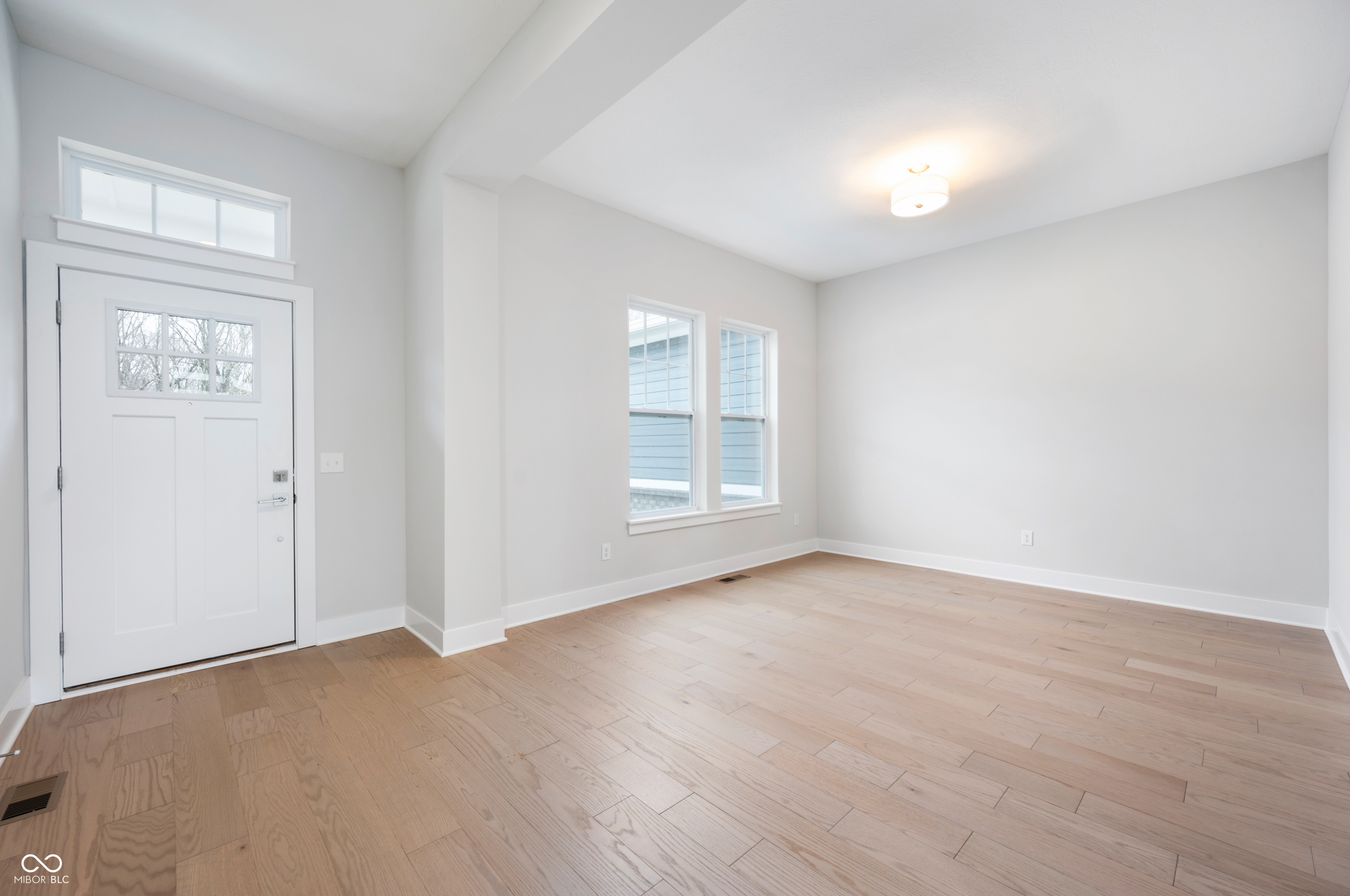 15914 Bellows Avenue Fishers, IN 46040 - Photo 3 of 37