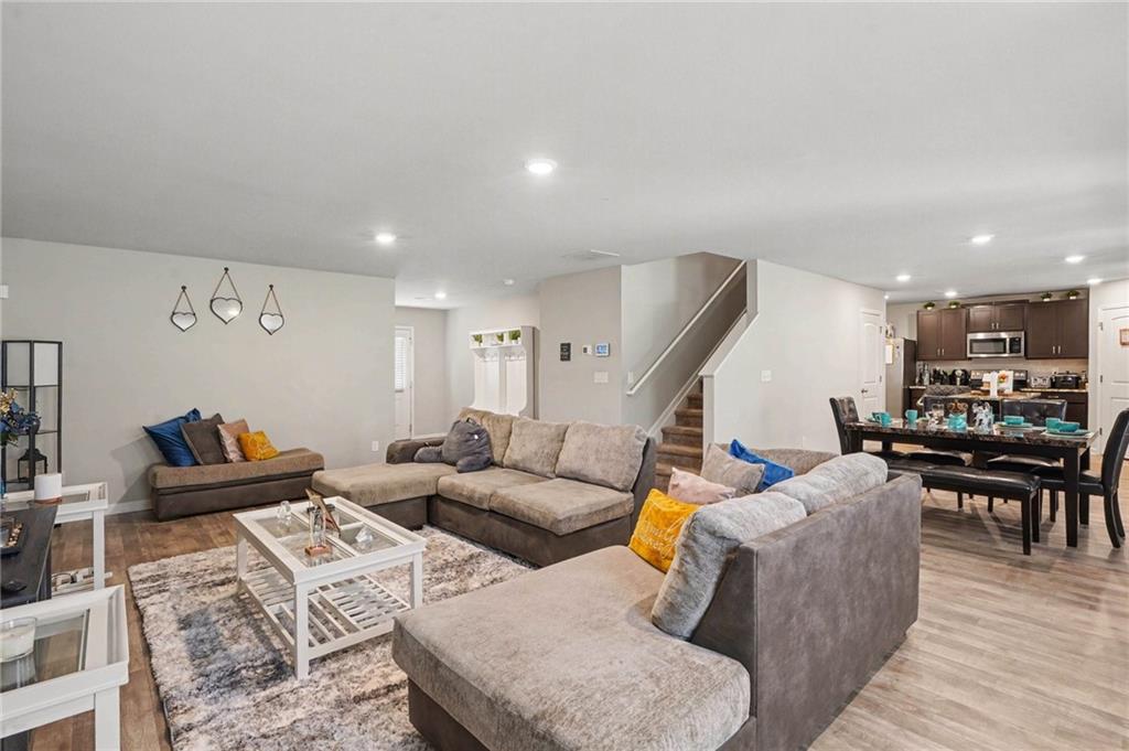 424 Toronto Circle Hampton, GA 30228 - Photo 2 of 31