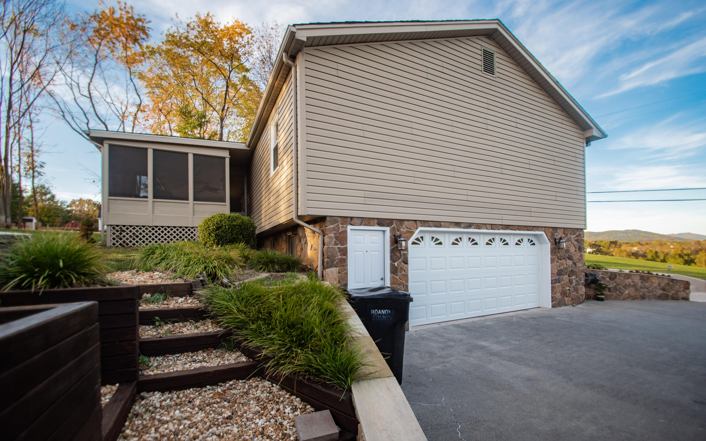 1768 West Ruritan Road Roanoke, VA 24012 - Photo 5 of 46 untitled-18
