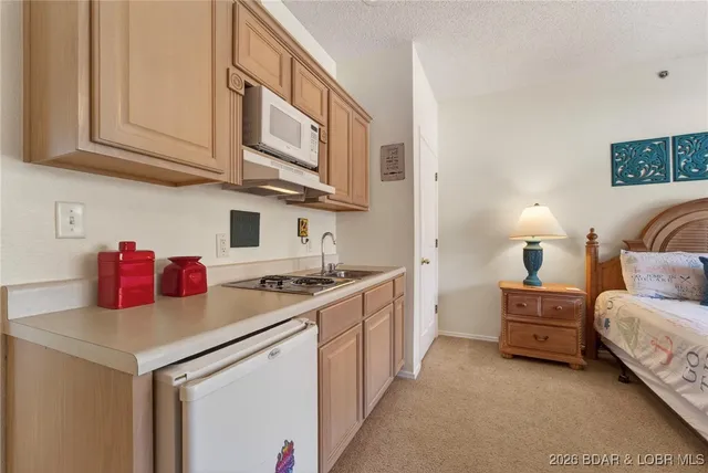 $219,950 | 179 Vintage Drive, Unit 3AB, Lake Ozark, MO 65049