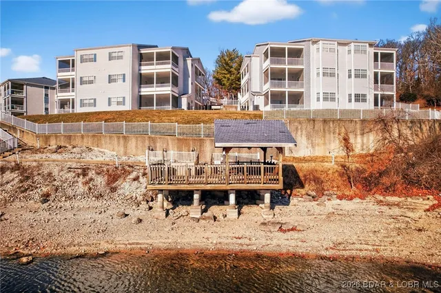 $219,950 | 179 Vintage Drive, Unit 3AB, Lake Ozark, MO 65049