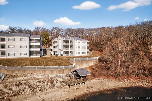 $219,950 | 179 Vintage Drive, Unit 3AB, Lake Ozark, MO 65049