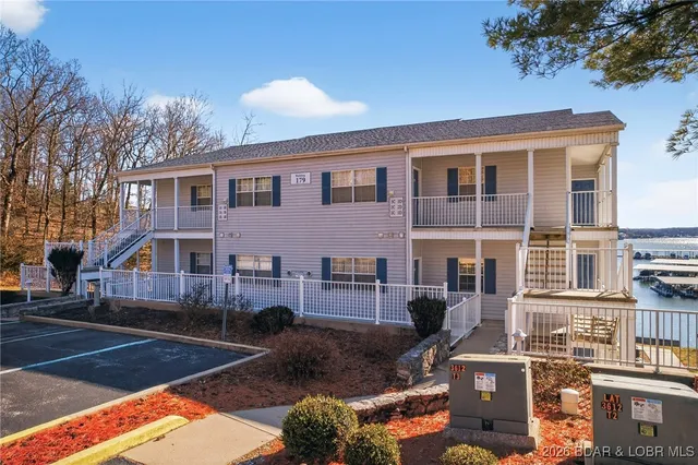 $219,950 | 179 Vintage Drive, Unit 3AB, Lake Ozark, MO 65049