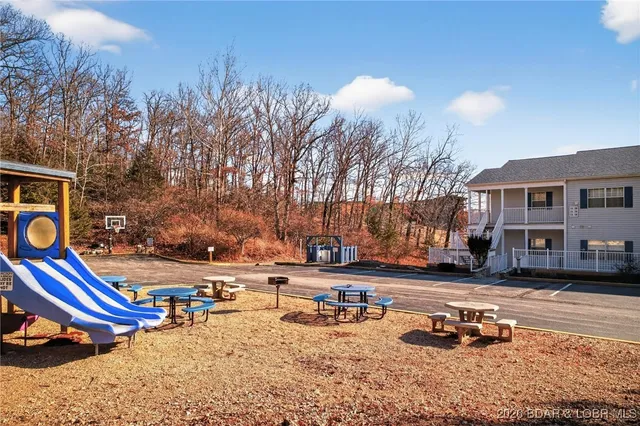 $219,950 | 179 Vintage Drive, Unit 3AB, Lake Ozark, MO 65049