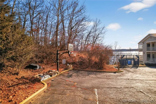 $219,950 | 179 Vintage Drive, Unit 3AB, Lake Ozark, MO 65049