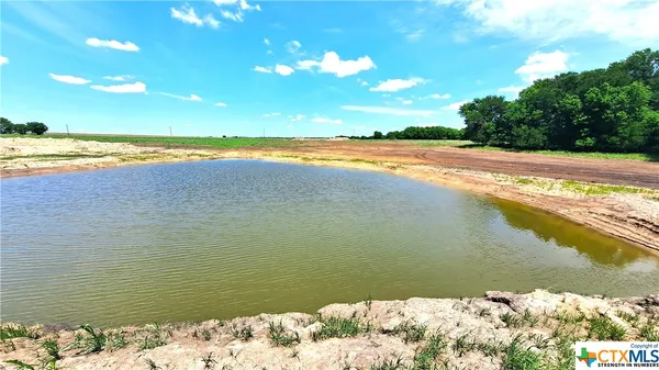$274,990 | 3 County Road 432, Thorndale, TX 76577
