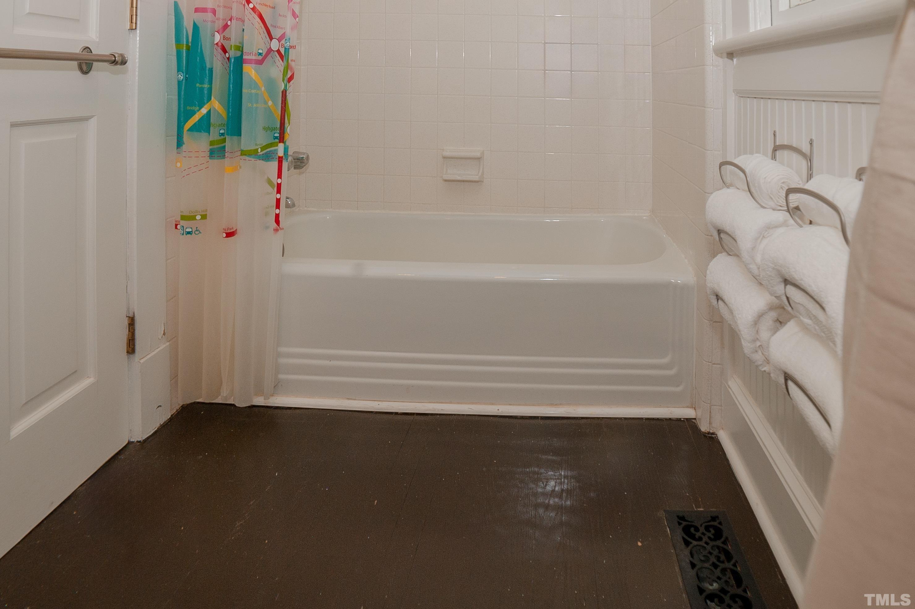 513 Gardner Street Raleigh, NC 27607 - Photo 42 of 56