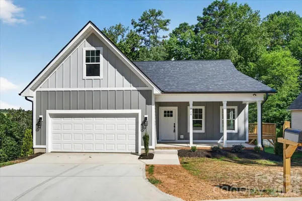 $430,000 | 228 Hillside Avenue Southwest, Concord, NC 28025