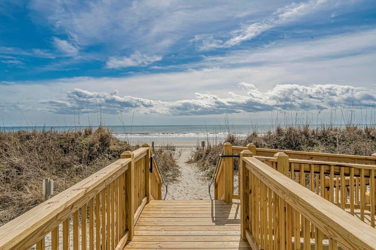 501 South Ocean Boulevard, Unit 708 North Myrtle Beach, SC 29582 - Photo 33 of 40